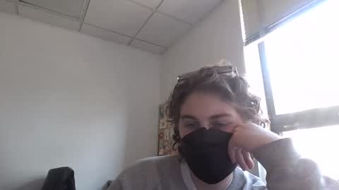 Mal online show from March 23, 6:23 pm