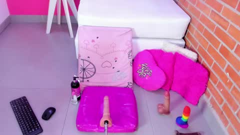 Malu online show from June 2, 4:53 pm