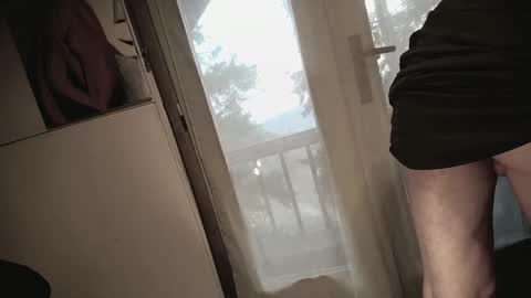 Snapshot of malvinkasen chatting on February 15, 1:31 am Anamalenka online show from February 15, 1:31 am