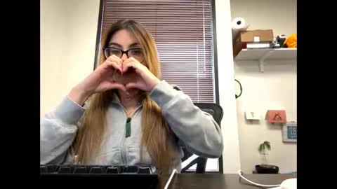 mamaboozey online show from February 10, 8:46 pm