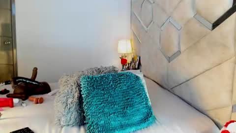 mami_soto online show from June 18, 11:31 pm
