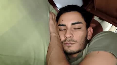 Snapshot of mamm7772024 chatting on February 15, 2:30 am Mickey online show from February 15, 2:30 am