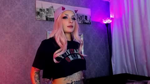   online show from April 27, 7:56 pm