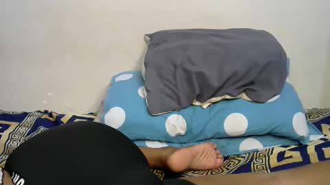 mamuuu_ online show from December 14, 8:35 pm