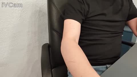 Al online show from June 7, 11:36 am