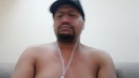 Snapshot of man_new chatting on November 16, 12:05 am Man new online show from November 16, 12:05 am