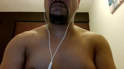 Snapshot of man_new chatting on December 19, 3:13 am Man new online show from December 19, 3:13 am