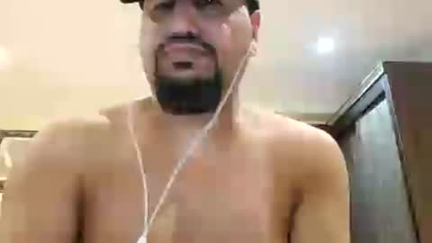 Snapshot of man_new chatting on June 17, 2:29 pm Man new online show from June 17, 2:29 pm