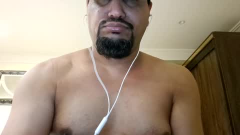 Snapshot of man_new chatting on June 24, 1:59 am Man new online show from June 24, 1:59 am