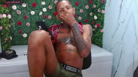 man_san11 online show from November 12, 5:24 pm