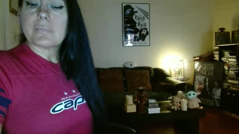 mandaloriangirlsfight online show from November 8, 6:18 pm