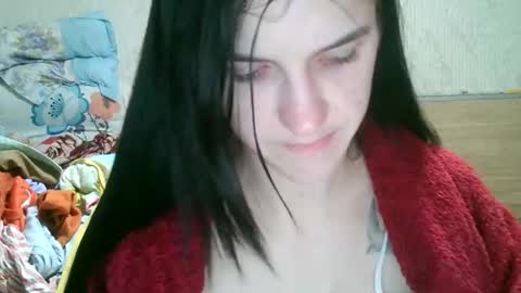 Snapshot of mandari_lukc chatting on April 27, 9:02 pm Mandari lukc online show from April 27, 9:02 pm