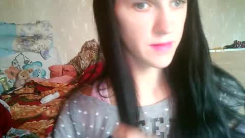 Snapshot of mandari_lukc chatting on June 6, 12:10 pm Mandari lukc online show from June 6, 12:10 pm