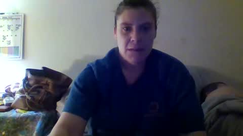 Snapshot of mandilube39 chatting on January 10, 5:37 am mindy22 online show from January 10, 5:37 am