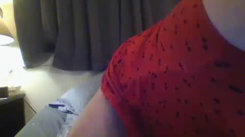 Snapshot of mandilube39 chatting on September 15, 1:05 am mindy22 online show from September 15, 1:05 am