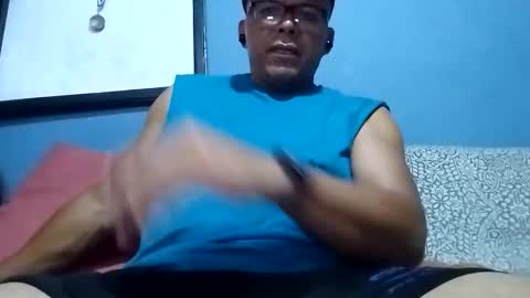 mandrilo7379 online show from May 12, 7:27 am