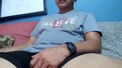 mandrilo7379 online show from May 16, 6:21 am