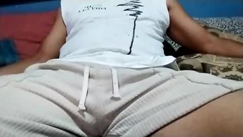 mandrilo7379 online show from June 16, 6:05 am