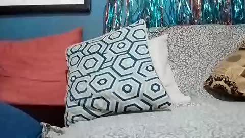 mandrilo7379 online show from June 24, 6:23 am