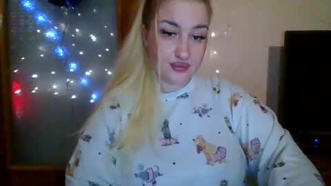 Snapshot of mandy_belcher chatting on November 2, 3:36 pm Mandy online show from November 2, 3:36 pm