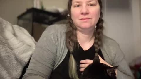 Mandy online show from February 6, 9:32 am