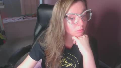 MandyBabyXXX online show from March 4, 11:11 pm