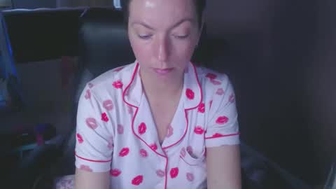 MandyBabyXXX online show from March 20, 6:35 pm