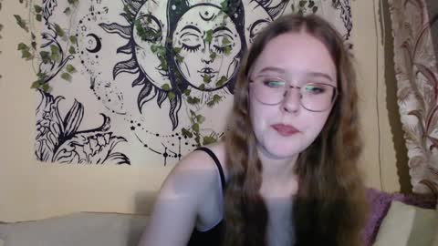 Snapshot of mandymilson chatting on February 8, 8:10 pm Mandy online show from February 8, 8:10 pm