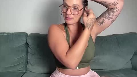 Mandy online show from October 22, 1:28 am