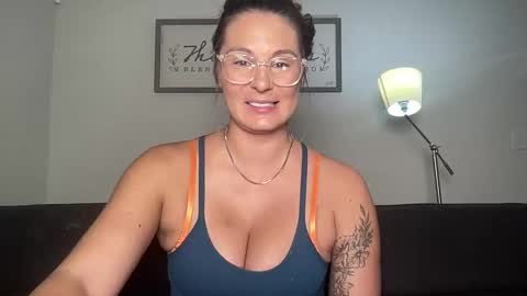 Mandy online show from November 10, 2:10 am