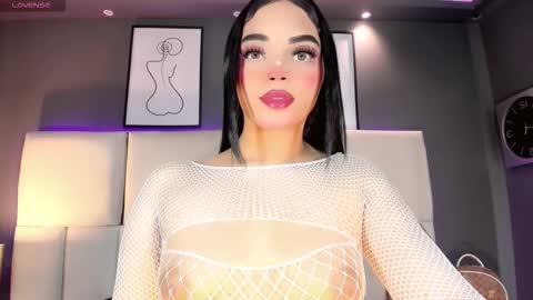 manellyksparklee online show from September 21, 1:24 pm