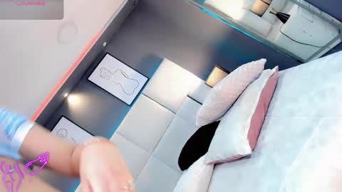 manellyksparklee online show from May 25, 1:39 pm