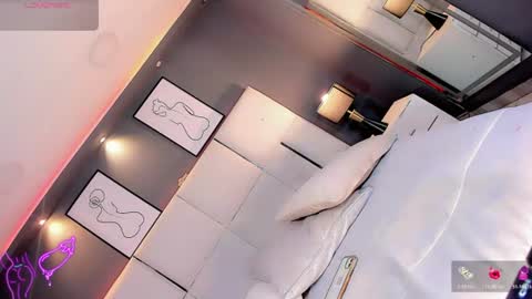manellyksparklee online show from June 28, 1:17 pm