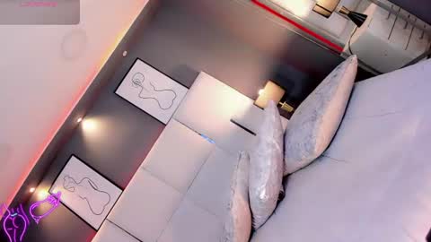 manellyksparklee online show from July 20, 1:24 pm