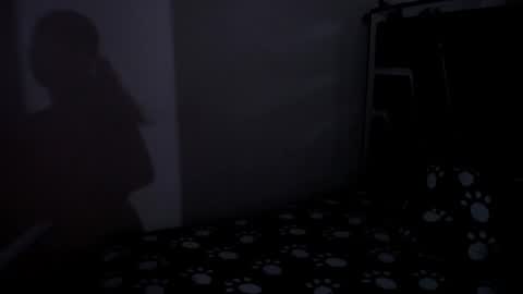 M A N E L I K  online show from September 18, 7:49 pm