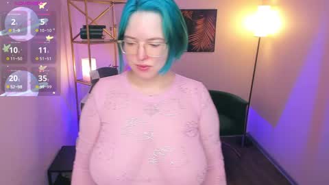 Snapshot of manic_pixie_ chatting on April 25, 10:40 am manic_pixie_ online show from April 25, 10:40 am