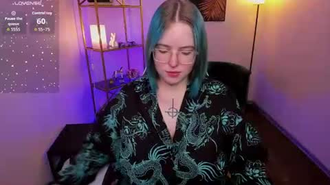 Snapshot of manic_pixie_ chatting on July 31, 3:00 pm manic_pixie_ online show from July 31, 3:00 pm