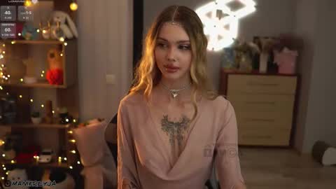 Amelie online show from October 7, 5:43 pm