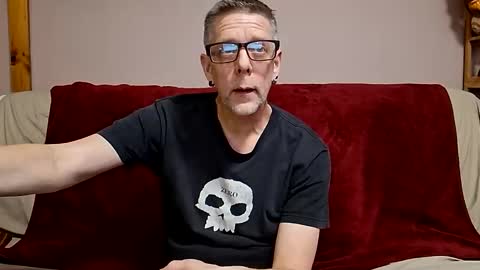 Snapshot of manlymanson chatting on March 15, 7:31 pm Dickinabox online show from March 15, 7:31 pm