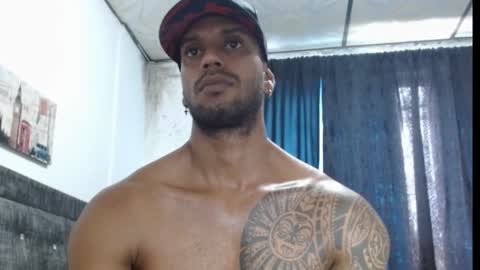 Manolo online show from February 12, 7:02 pm