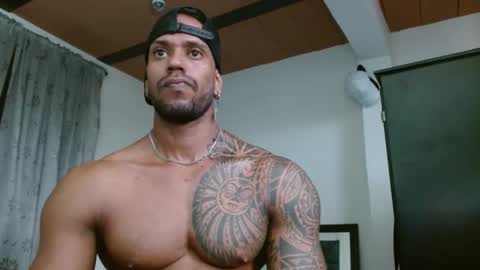 Manolo online show from October 5, 8:07 pm