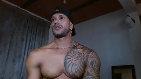 Manolo online show from October 29, 2:52 pm