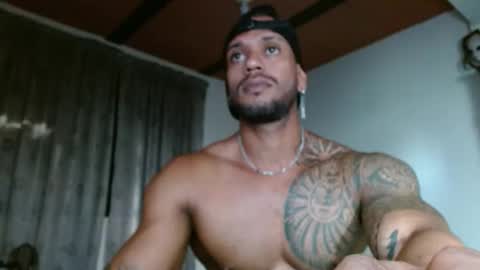 Manolo online show from December 3, 9:57 pm