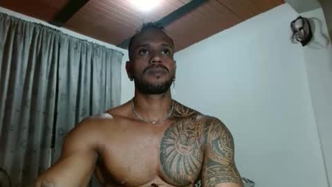 Manolo online show from December 5, 2:31 am