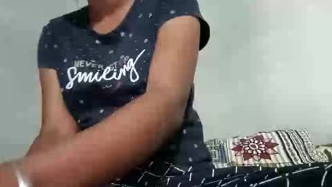 manreet_sen23 online show from September 19, 4:47 am
