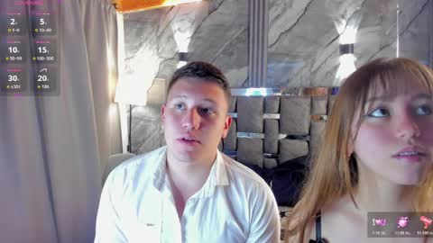 Snapshot of manson_and_zoe chatting on April 4, 11:18 am Manson and Zoe online show from April 4, 11:18 am