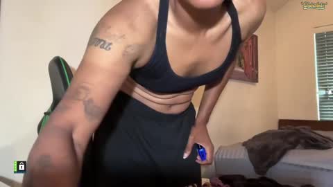 mantismillie online show from September 28, 9:42 pm