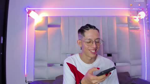 Manuel online show from January 9, 9:58 pm