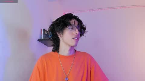 Manuel online show from September 24, 7:50 pm