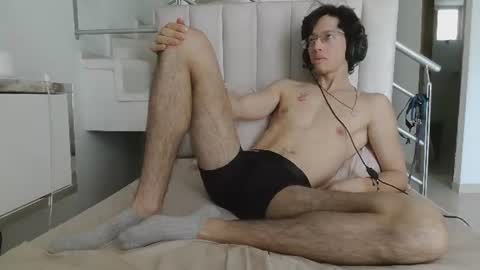 Manuel online show from June 26, 1:26 pm